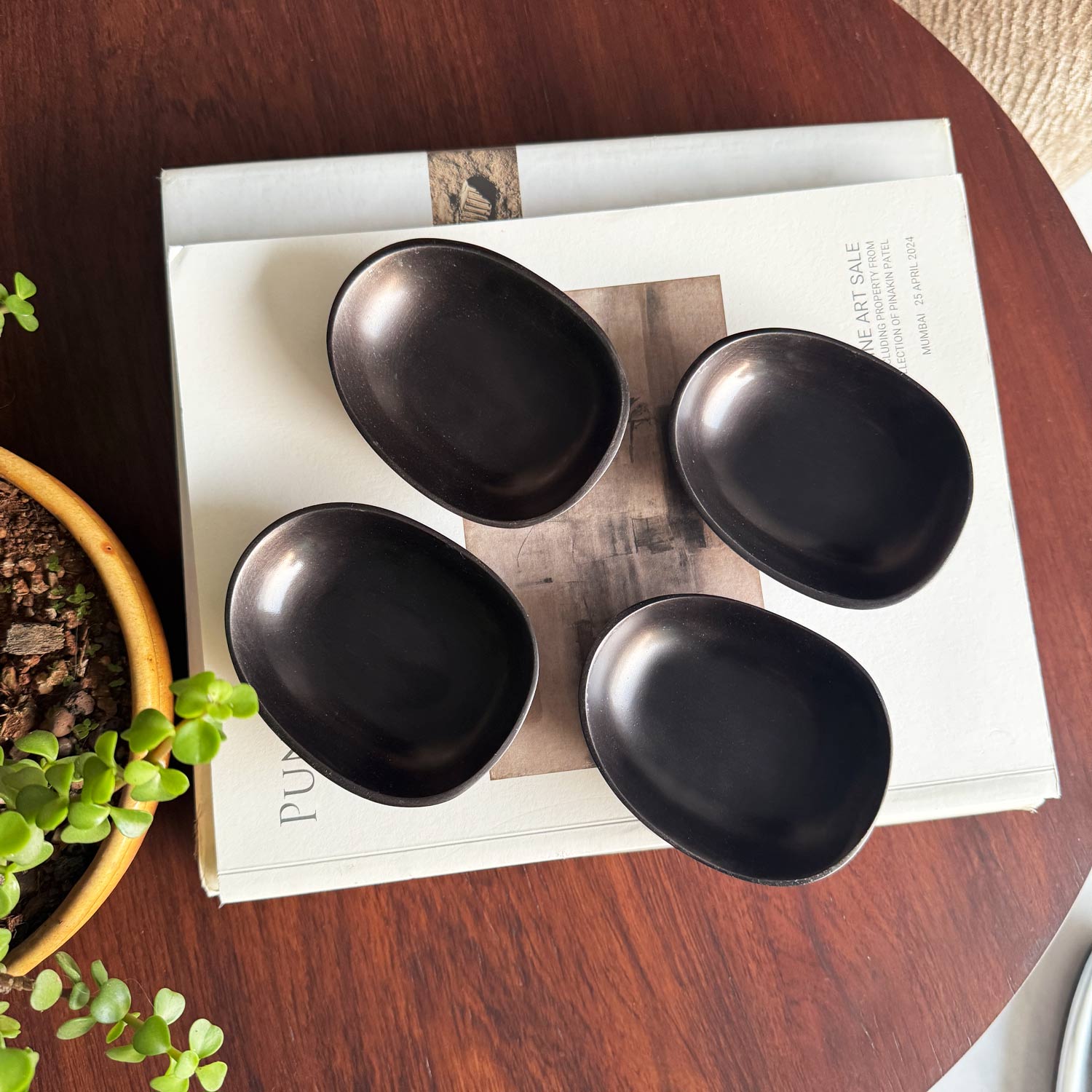 Mini Oval Dish - Set of 4 - Uma