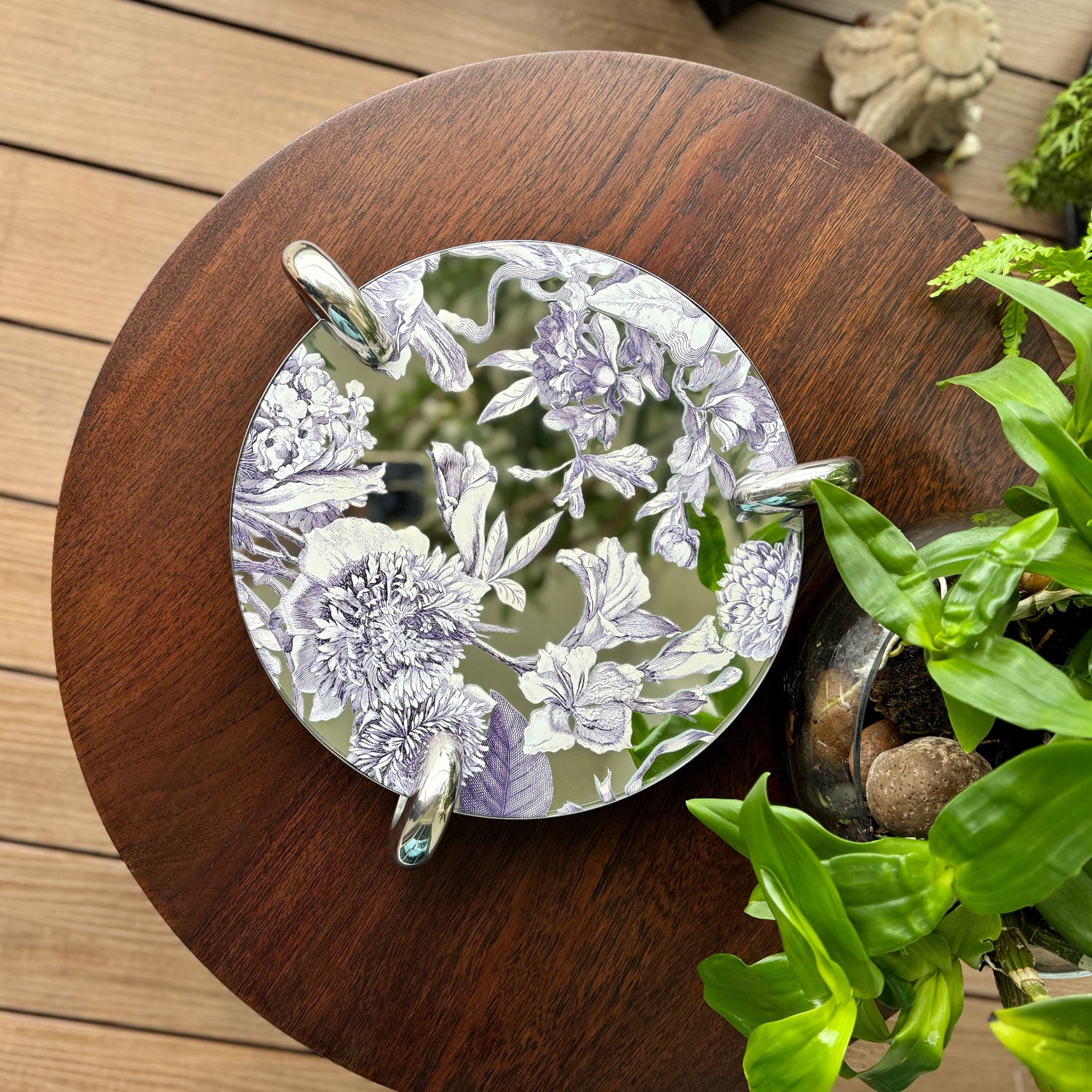 Large Mirror Stand - Brittany Blanc