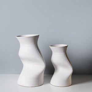 Aurora Curve Ivory Ceramic Vase