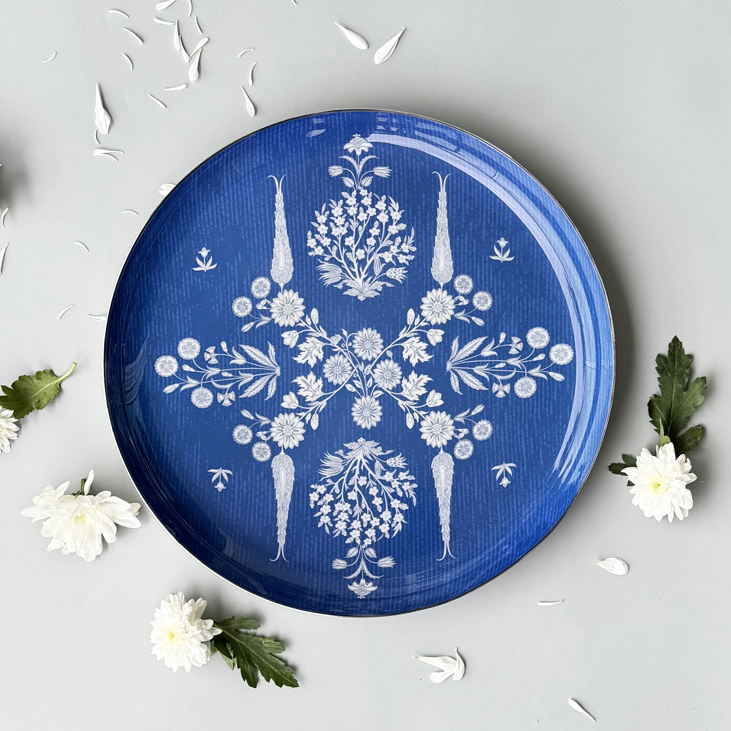 Royal Malabar Metal Round Tray