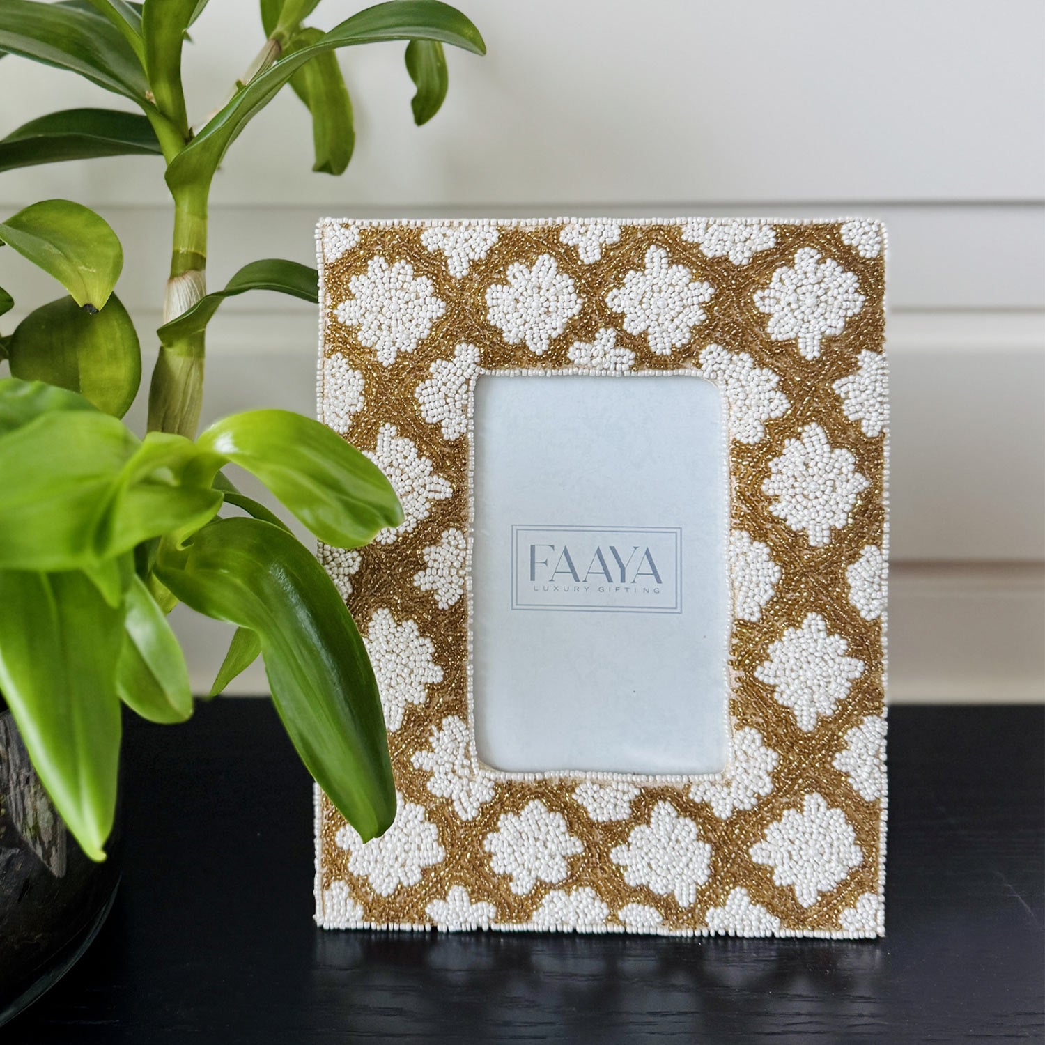 Embroidery Frame - White Gold