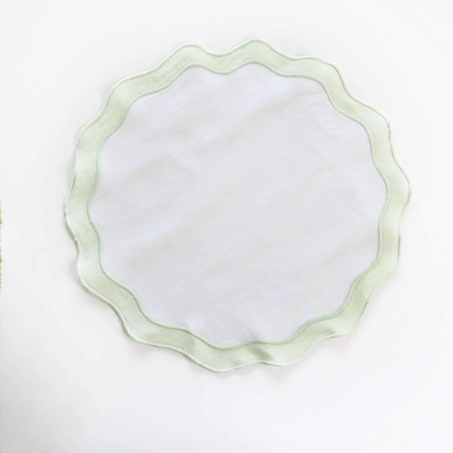 Petal Edge Table Mats - Set of 4