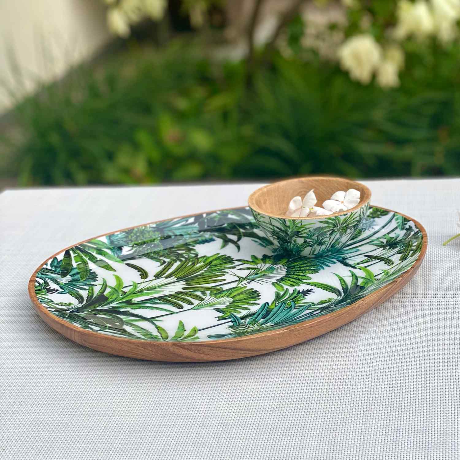 Large Oval Platter With Dip Bowl - Amazonia Day