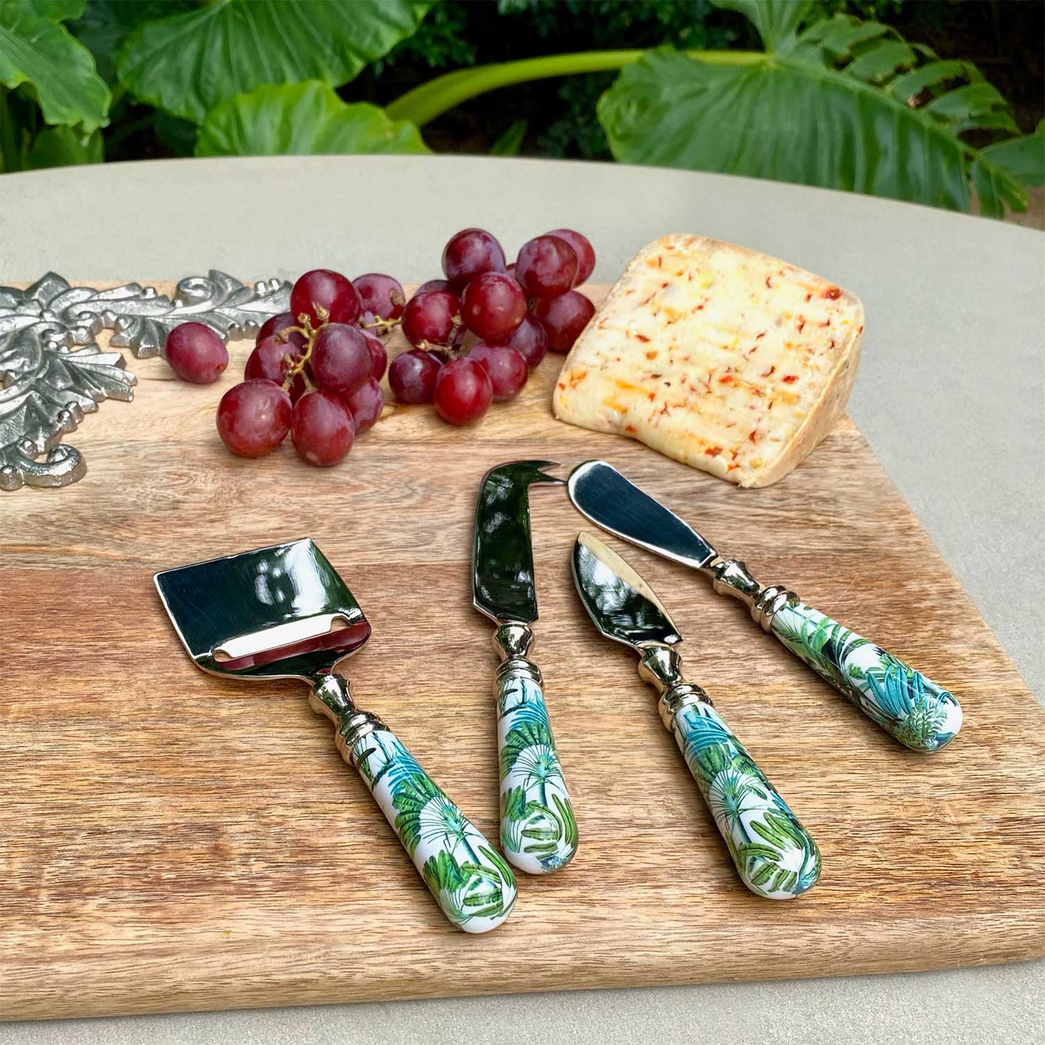Cheese Knives, Set Of 4 - Amazonia Day