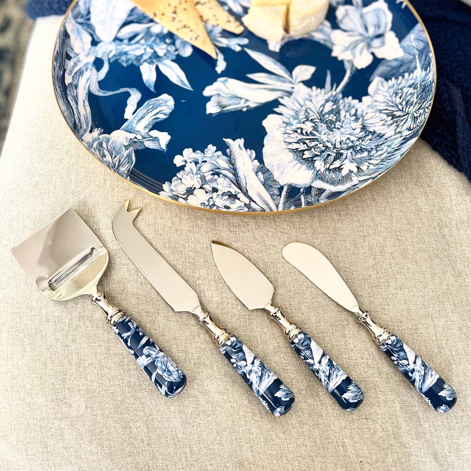 Cheese Knives, Set of 4 - Brittany Bleu