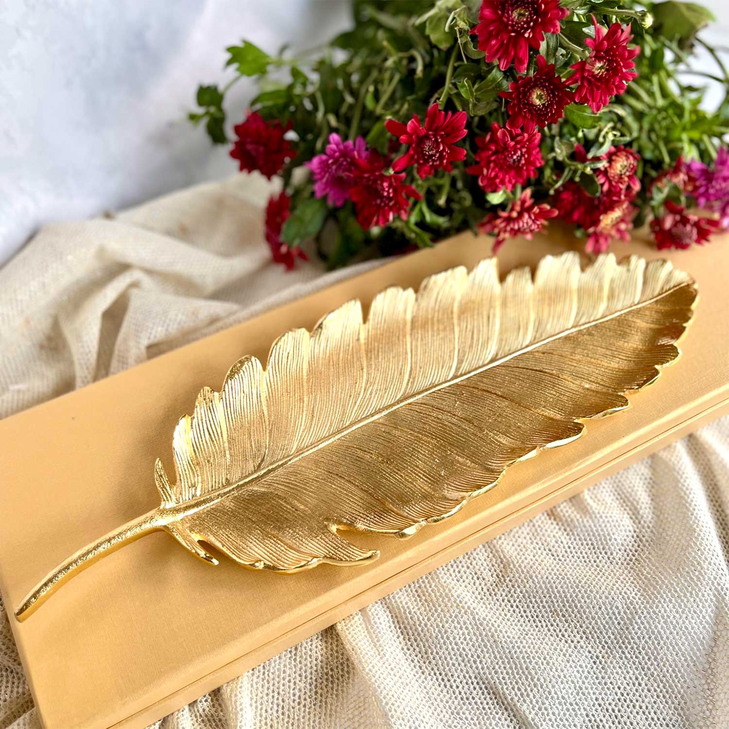 Large Willow Leaf Tray