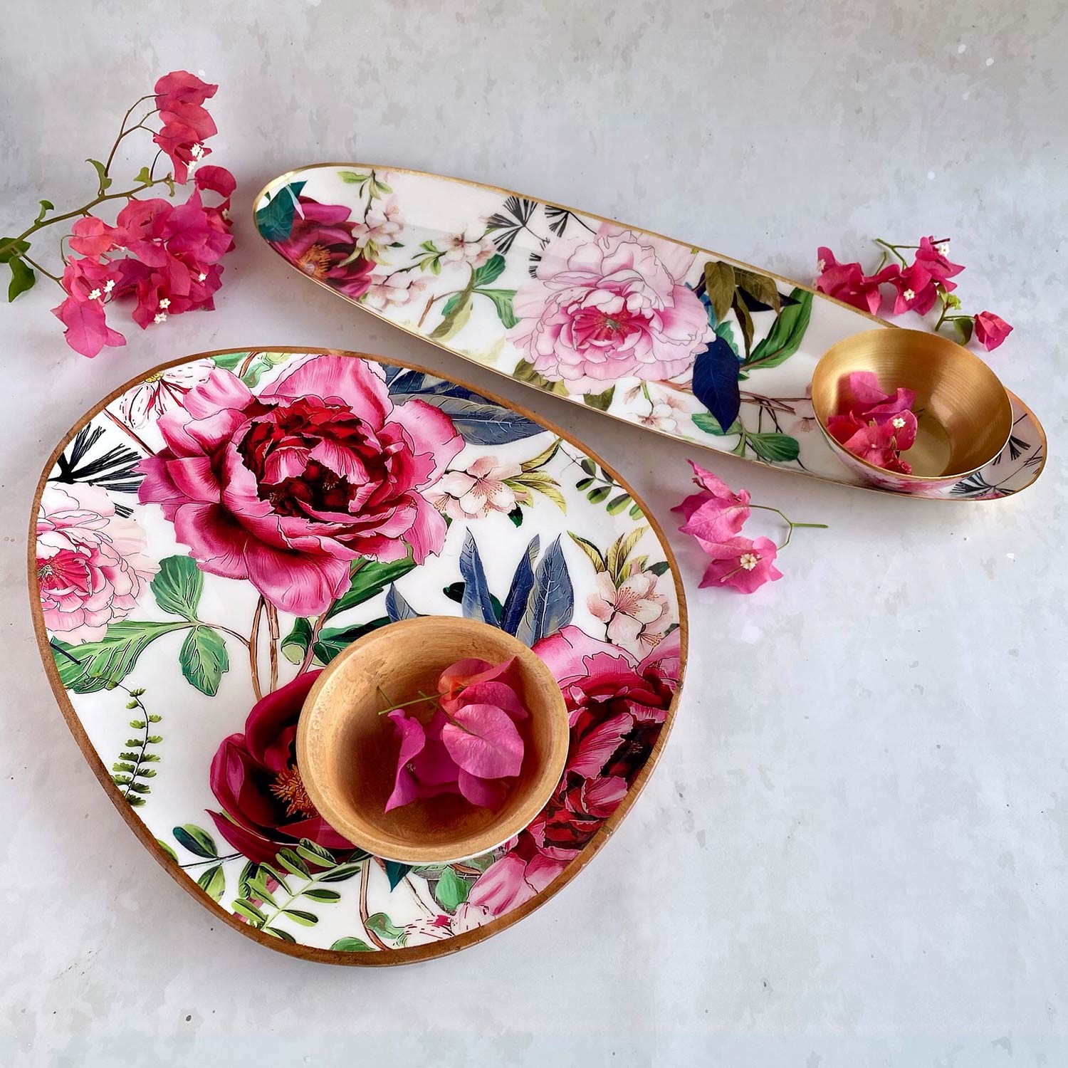 Oval Platters With Dip Bowls, Gift Set of 2 - Tudor Blooms