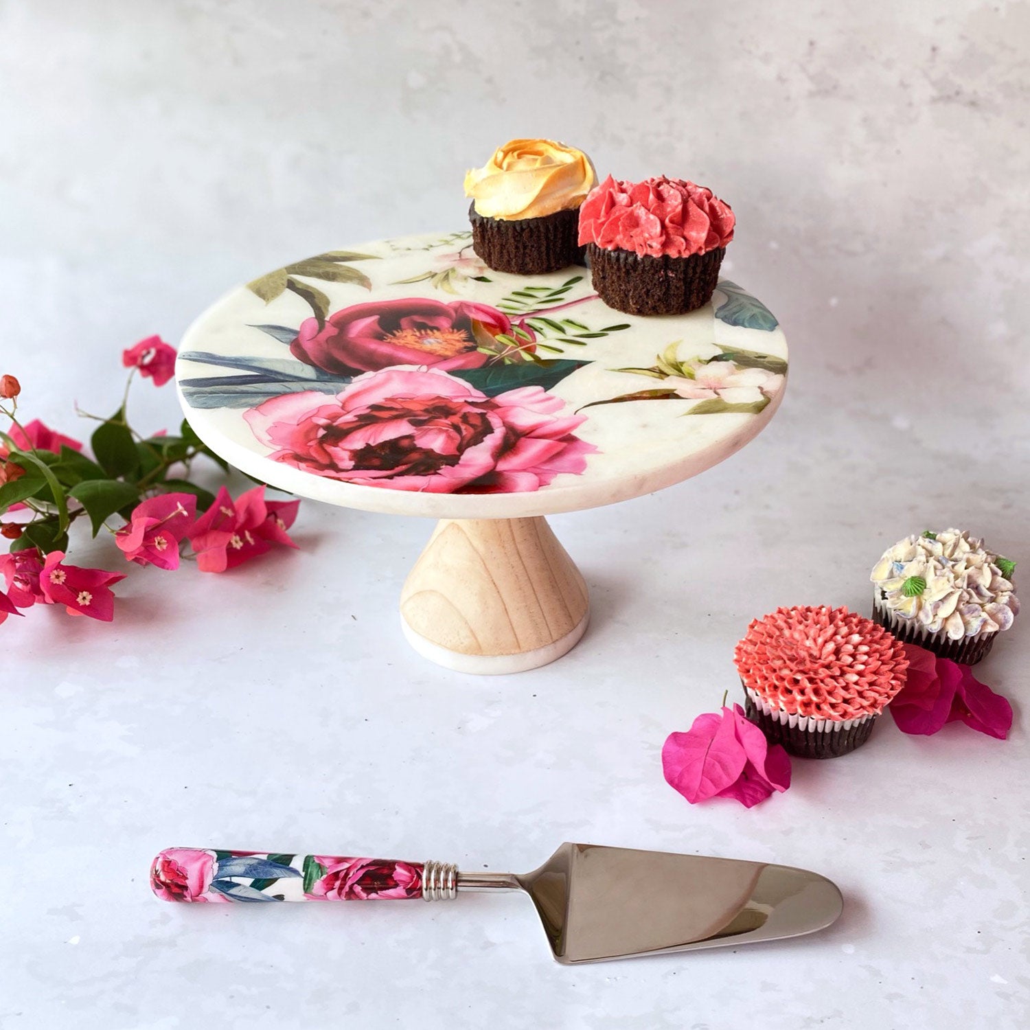 Marble Cake Stand With Cake Server - Tudor Blooms