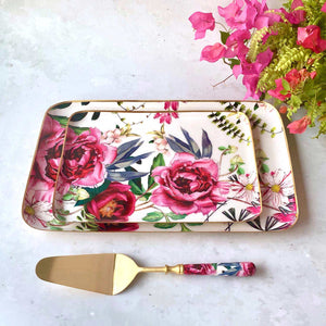 Serving Platters With Server, Gift Set of 3 - Tudor Blooms