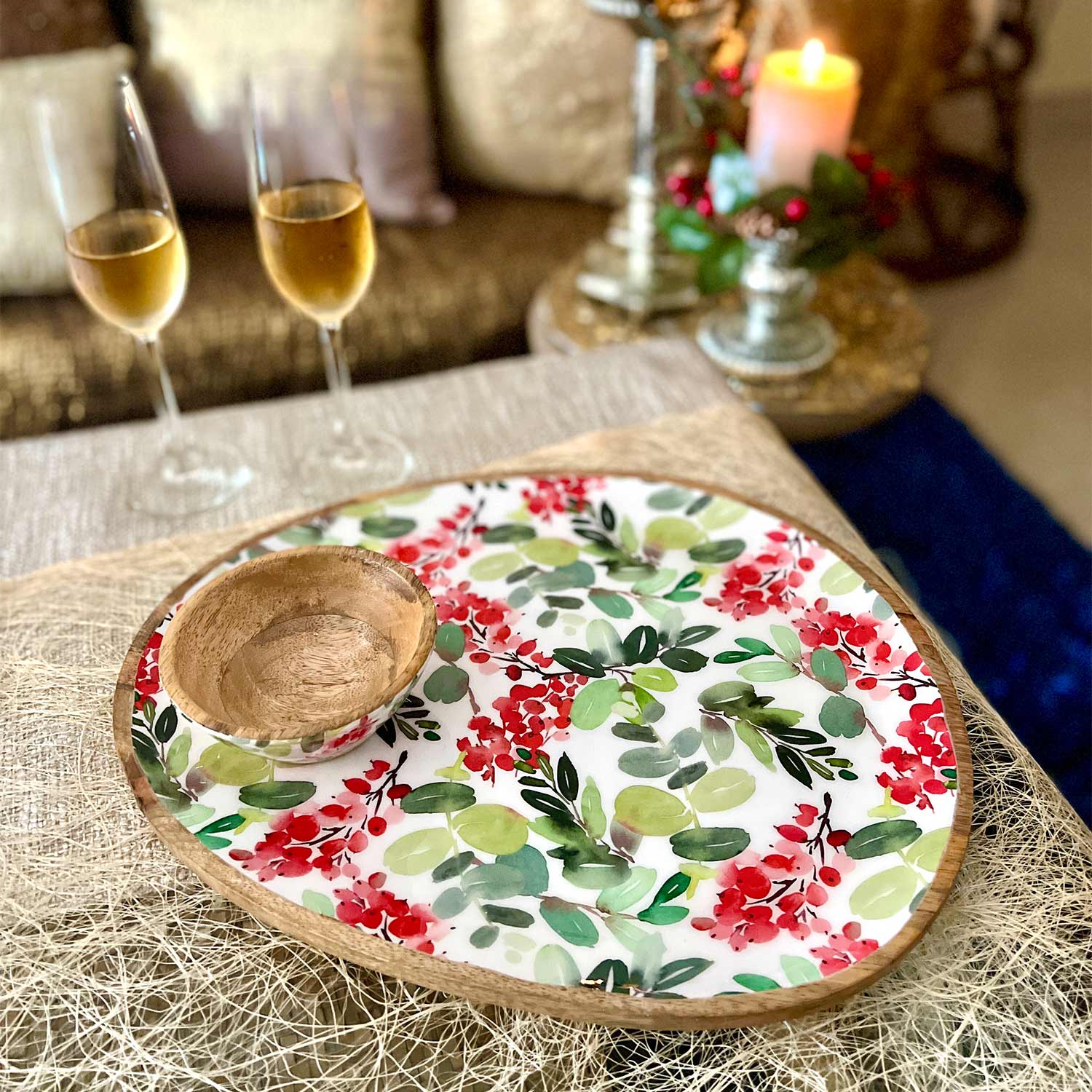 Large Oval Platter with Dip Bowl - Holly